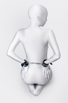 Наручники Anonymo #0103, PU кожа, черные арт. 310103