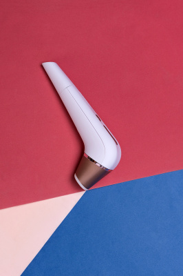 Вакуум-волновой бесконтактный стимулятор клитора Satisfyer 2 NG, ABS пластик, белый, 17см арт. J2018