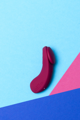 Мини-вибратор в трусики Satisfyer Sexy Secret c управлением через мобильное пиложение арт. J2018-98
